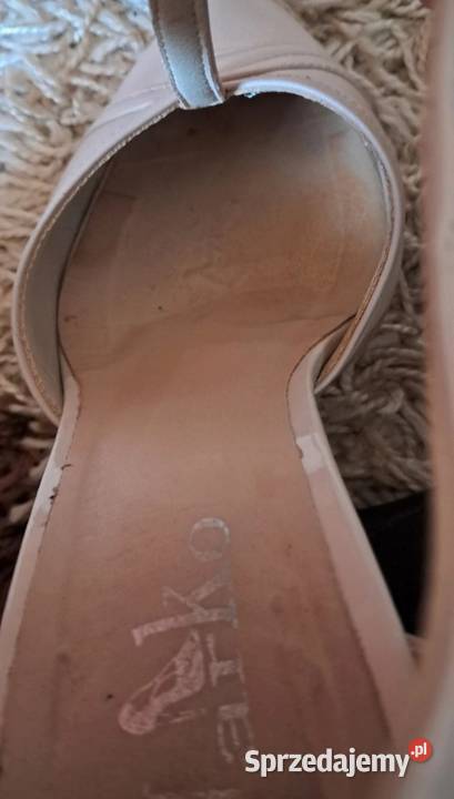 Beżowe buty na obcasie eleganckie Rozmiar 39 brązowy/beżowy Czółenka Rabka-Zdrój