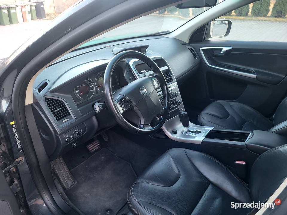 Volvo XC60 32 AWD Łuków