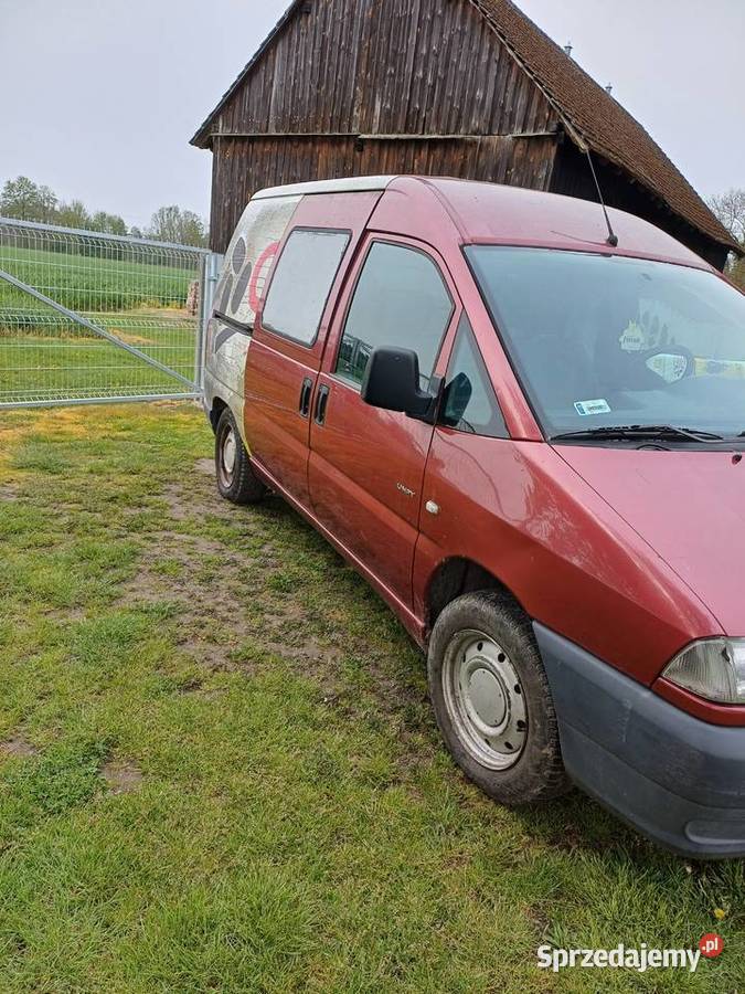 Citroen Jampy 20 Benzyna zarejestrowany Rok produkcji 2002 Motoryzacja Trzebnica