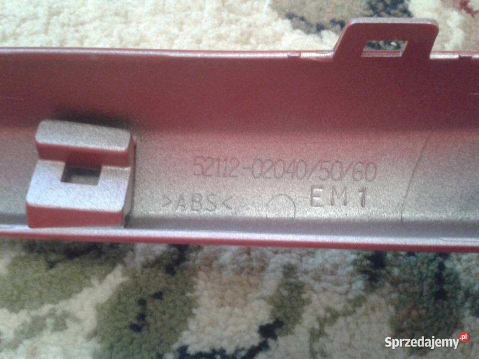 listwa zderzaka przód auris 5211202040 Białystok