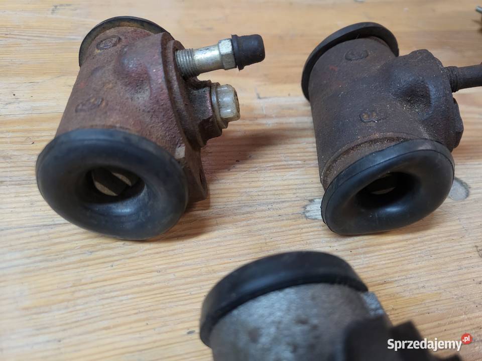 Syrena fabrycznie nowe cylinderki przednie przód wielkopolskie Chodzież