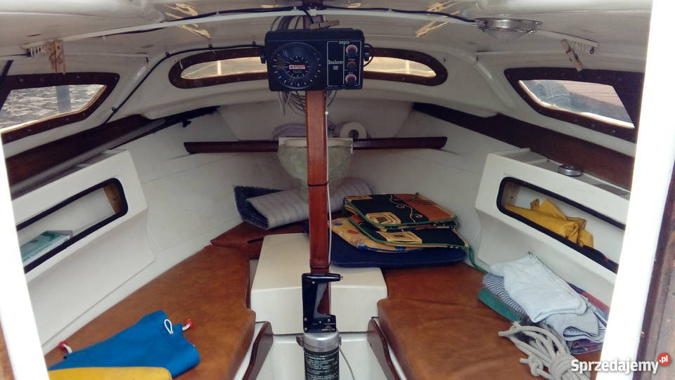 Jacht kabinowy balastowy morski