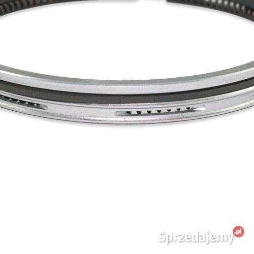 Zestaw pierścieni do tłoka Kubota D950 B1702 Tajęcina sprzedam