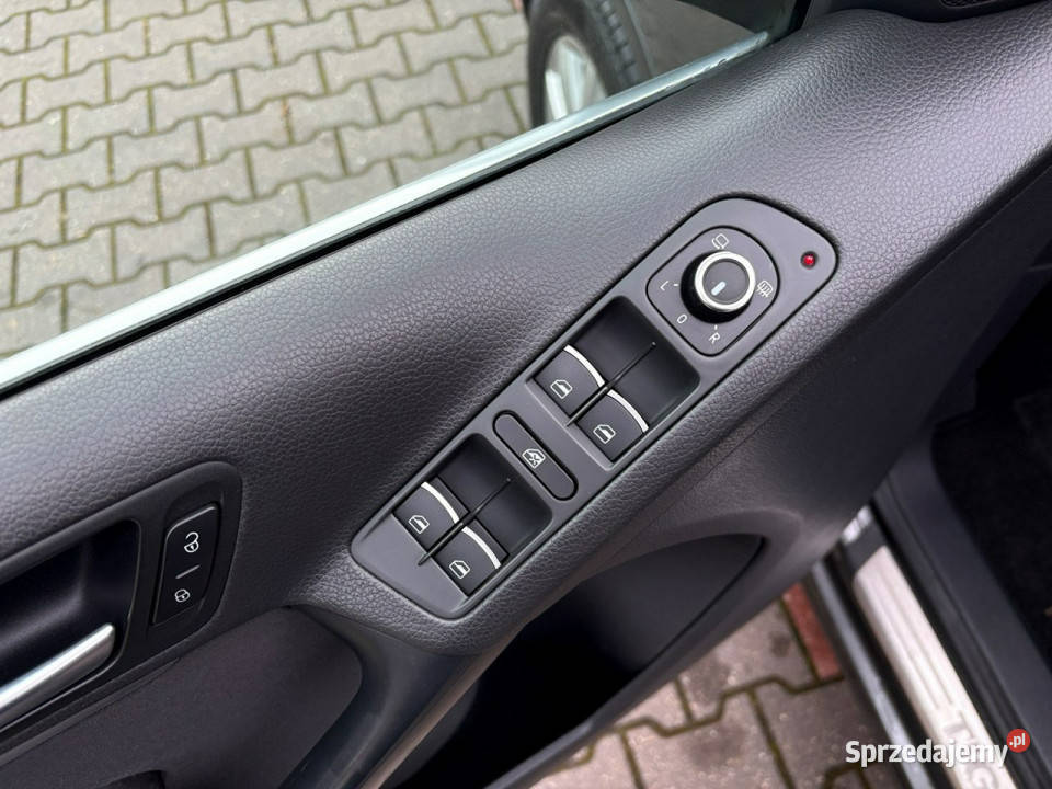 Volkswagen Tiguan Kamera cofania Alcantara wielofunkcyjna kierownica Tiguan mazowieckie Lipówki