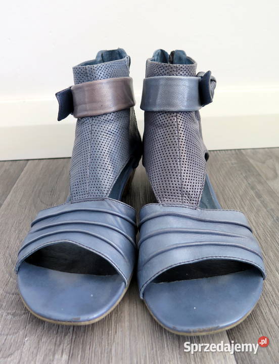 Piękne sandały Caprice skóra naturalna R 39 Komorniki