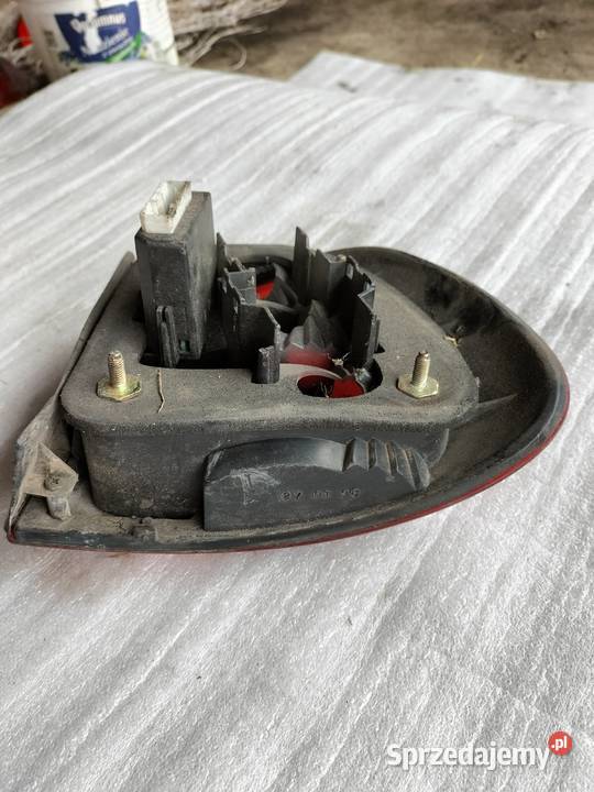 Volvo v40 LAMPA TYŁ TYLNA LEWA Kamień-Kolonia