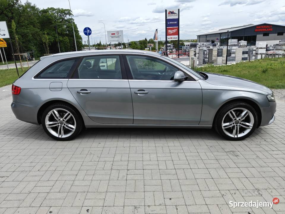 Audi A4 B8 20 TDIOryginalny lakier235 000Nowe Lublin