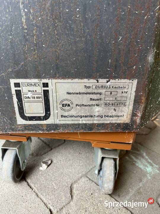 Piec kominek koza