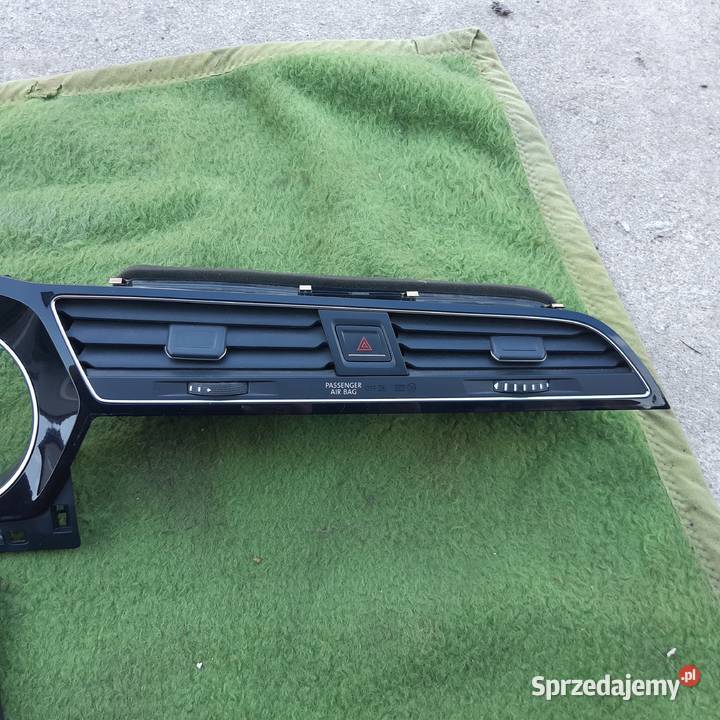 5TB858415A VW Touran III 5T Obudowa kratki Dębno