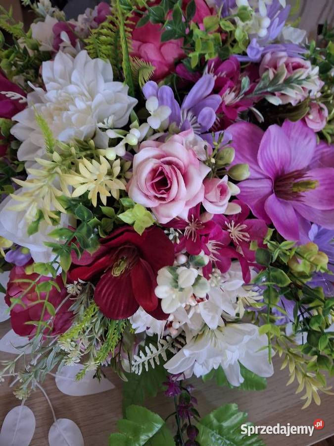 Composition for an oval plaque Wreath Kompozycje kwiatowe pomorskie Kwidzyn