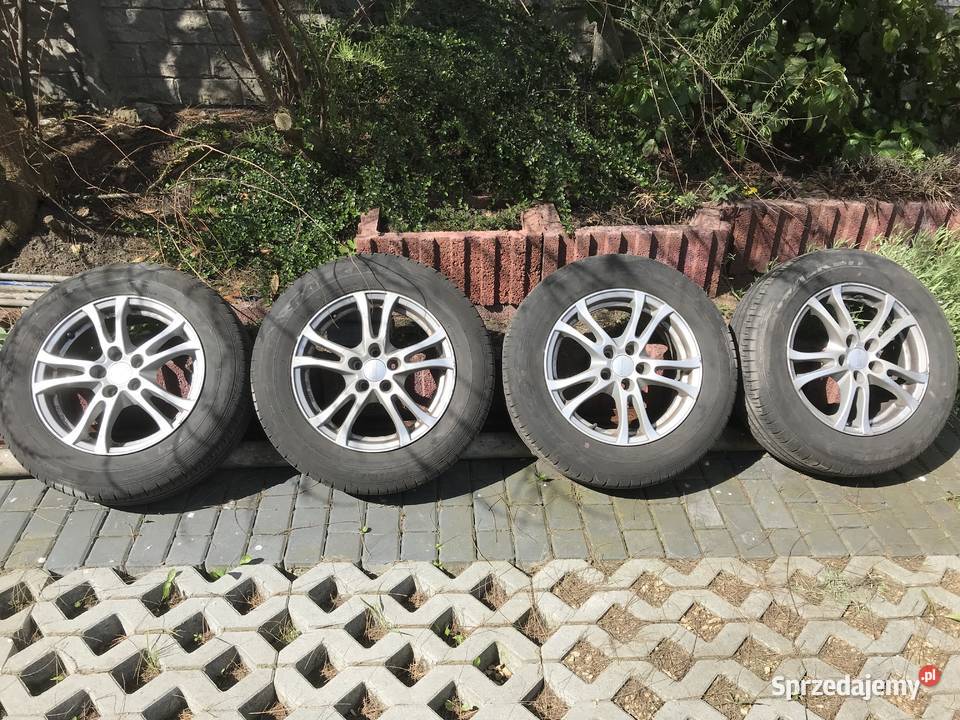 Felgi aluminiowe z oponami 205 65 16 Samochodowe Częstochowa