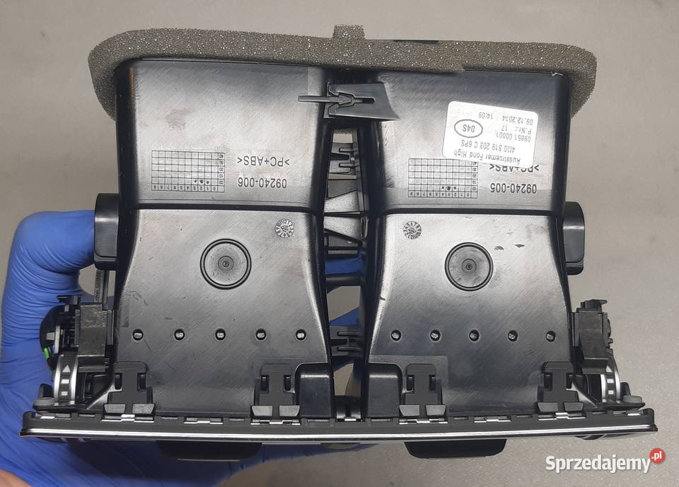 KRATKA NAWIEWU TYLNA AUDI Q7 4M 4M0819203 Mielęcin