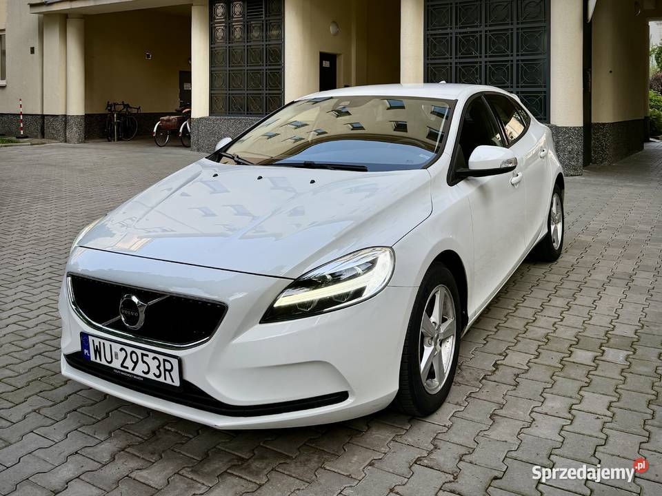 Volvo V40 T3 152 Automat 88k LED światła do jazdy dziennej mazowieckie Warszawa