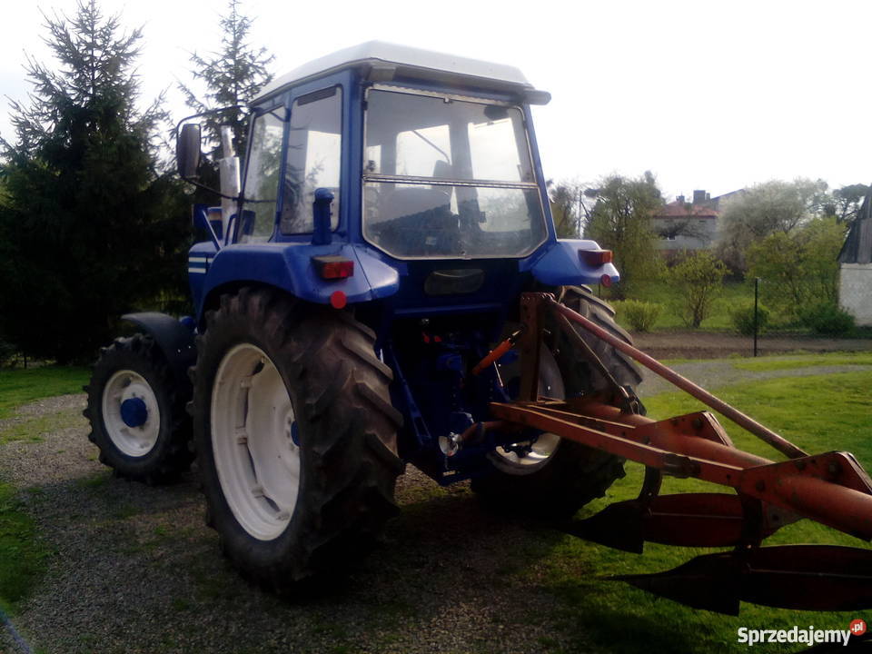 Ciągnik Ford Napęd 4x4 Chorupnik sprzedam