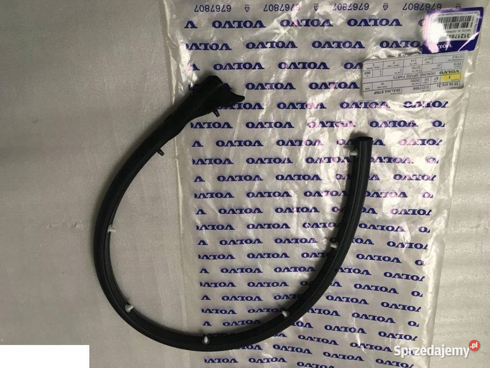 VOLVO XC60 2015 USZCZELKA DRZWI PRAWA 31217899 Kozubszczyzna sprzedam