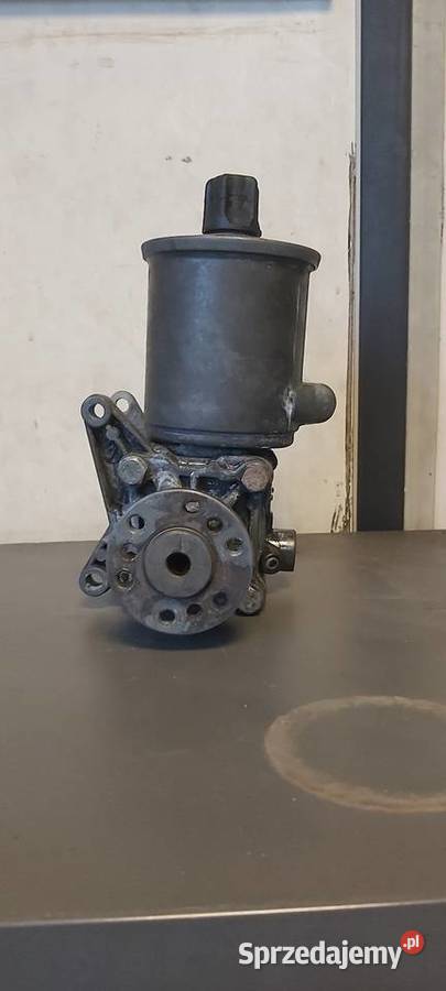 Pompa wspomagania mercedes 190 śląskie