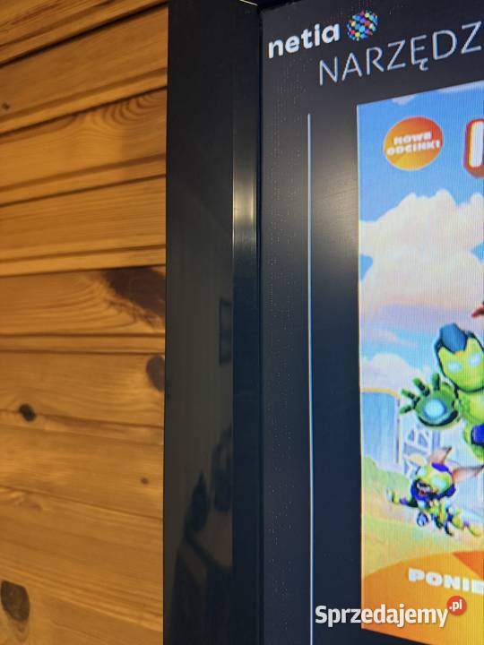 Telewizor LG 32LC52 sprawny z uchwytem na ścianę