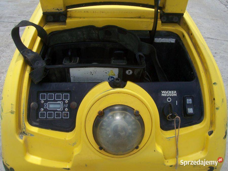 19 Walec WACKER NEUSON RTSC3 2016R Żywiec