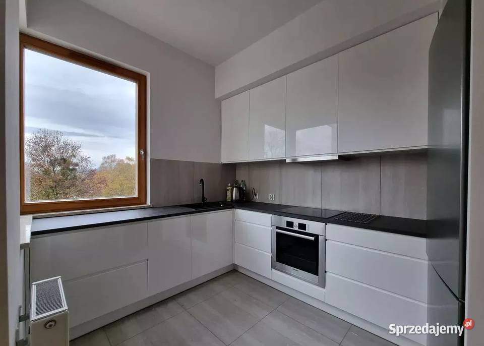 2 pokoje z halą garażową i dostępem do siłowni pomorskie Gdańsk