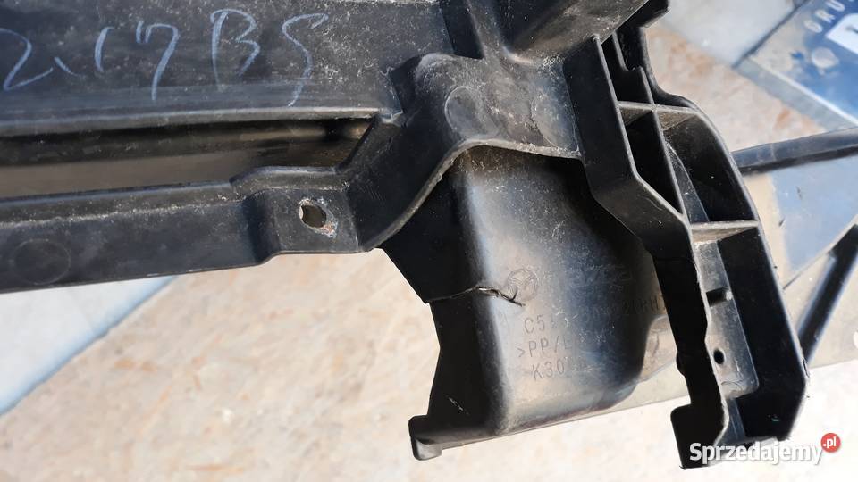 MAZDA V 5 WZMOCNIENIE GRILLA ATRAPY PRZÓD Karoseria Zatom Stary
