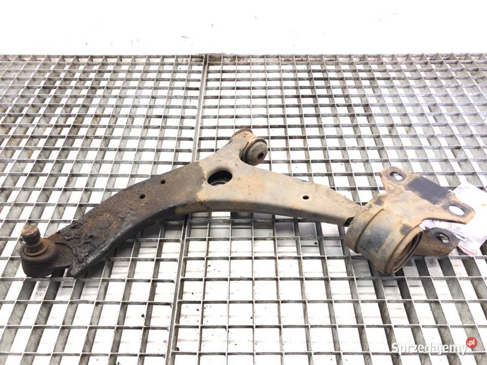 WAHACZ LEWY PRZÓD FORD FOCUS III Hatchback