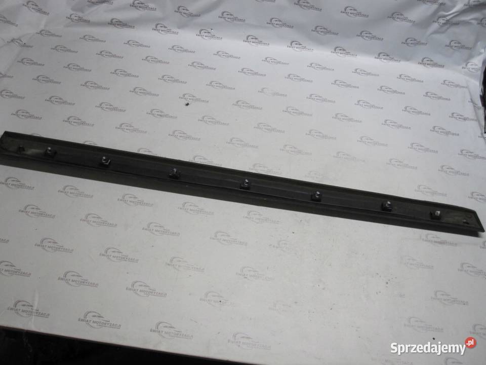 HYUNDAI SANTA FE II 06r listwa ozdobna drzwi