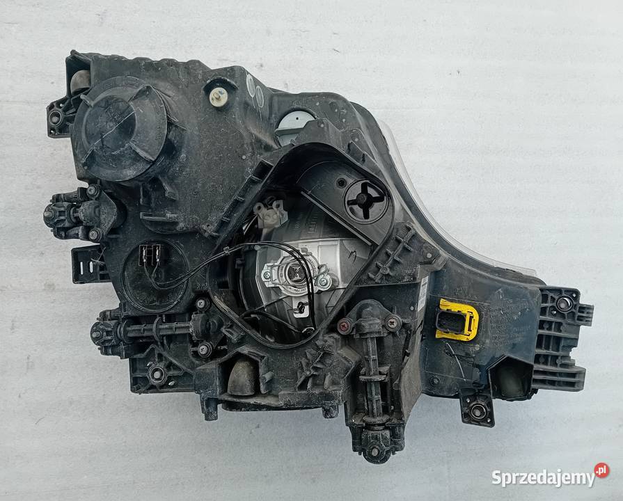 Mercedes Actros MP4 reflektor lampa lewy przód Motoryzacja Przeźmierowo