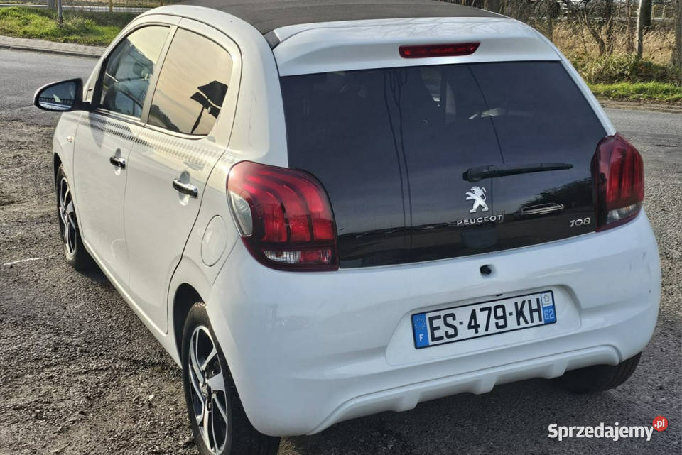 Peugeot 108 Peugeot 108 40 82 Top Roland Garros gniazdo USB