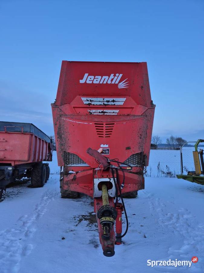 Rozrzutnik obornika Jeantil nieuszkodzony Kisielnica