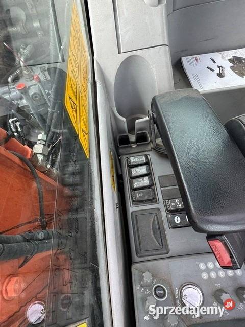 Koparka kolowa Hitachi ZW 1706 Koparki Warszawa