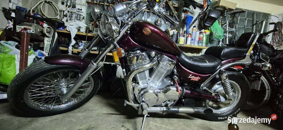 Suzuki intruder vs 1400 nie virago shadow