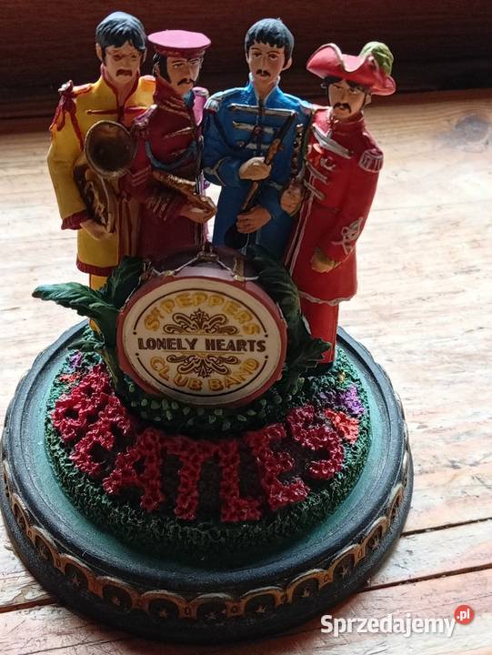 Statuetka pod szklaną kopuła Beatles Prusim