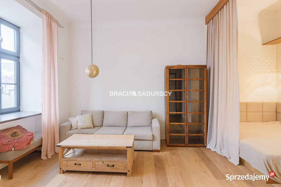 sprzedaży mieszkania Kraków Kalwaryjska 7505m2