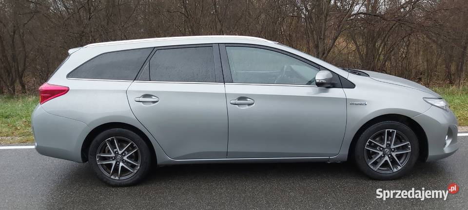 yota Auris 18 Hybryda 2014r 173 Kamera HandsFree klimatyzacja Skarżysko-Kamienna