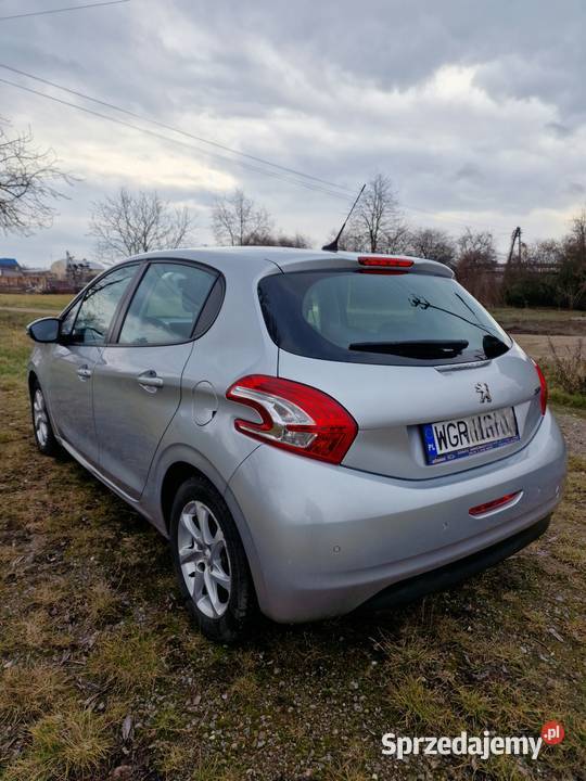 Peugeot 208 12 benzyna 5 drzwi 1192cm3 Grójec
