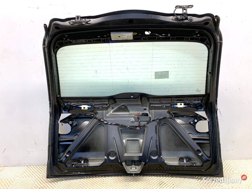 KLAPA TYŁ BMW E83 SUV 0311 SCHWARZ 2 TYLNA