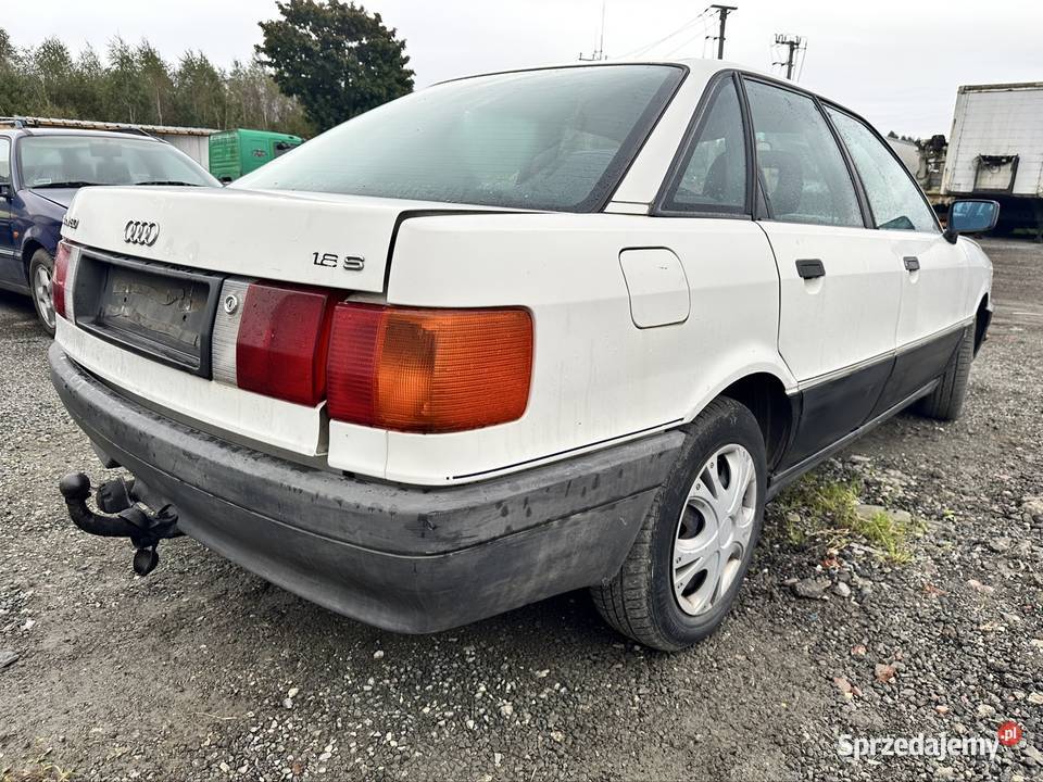 Dawca części AUDI B3 80 SEDAN 1990 R 18 75 sprzedam