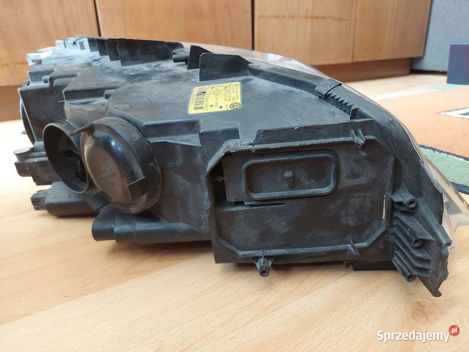 Volkswagen VW Passat CC lampa reflektor przednia osobowe