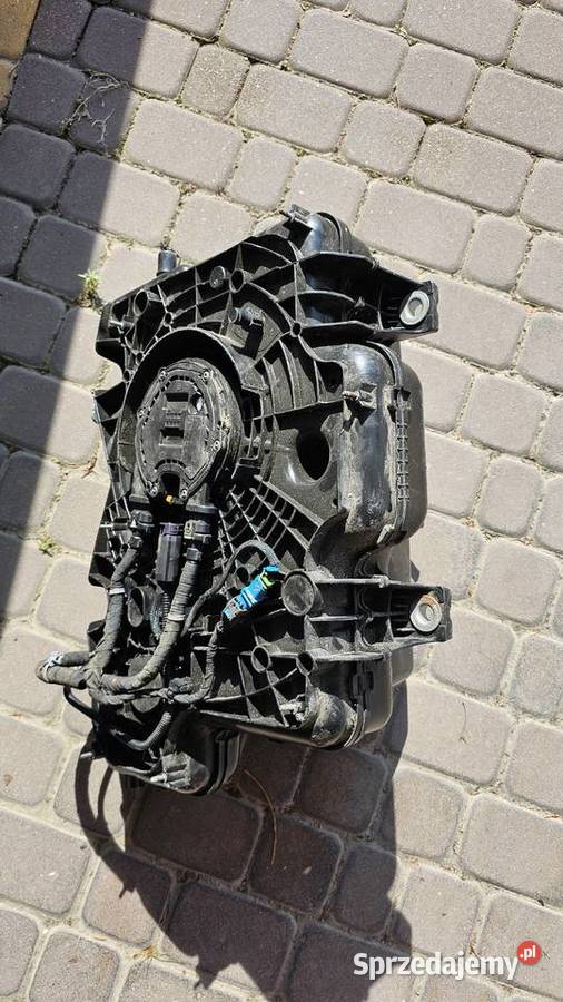 Zbiornik Adblue Renault Trafic IV lift dostawcze świętokrzyskie