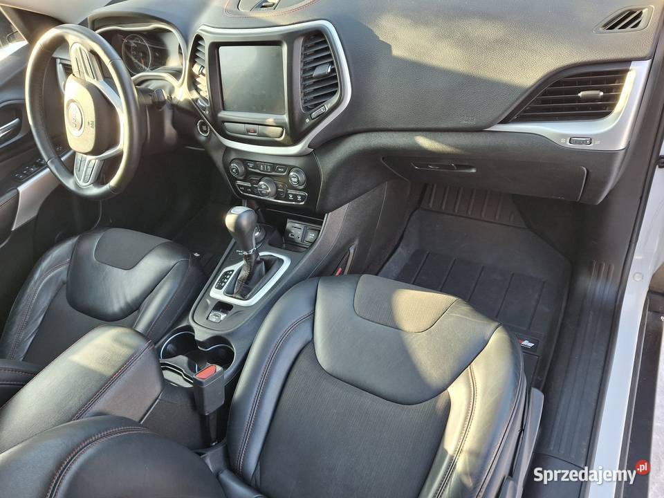 Jeep cherokee KL TRAILHOWK 32 4x4 Samochody osobowe Turobin