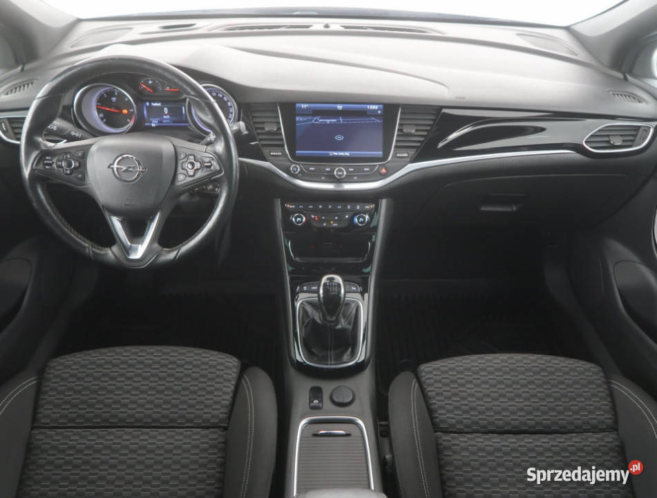 Opel Astra 16 BiCDTI Bielany Wrocławskie