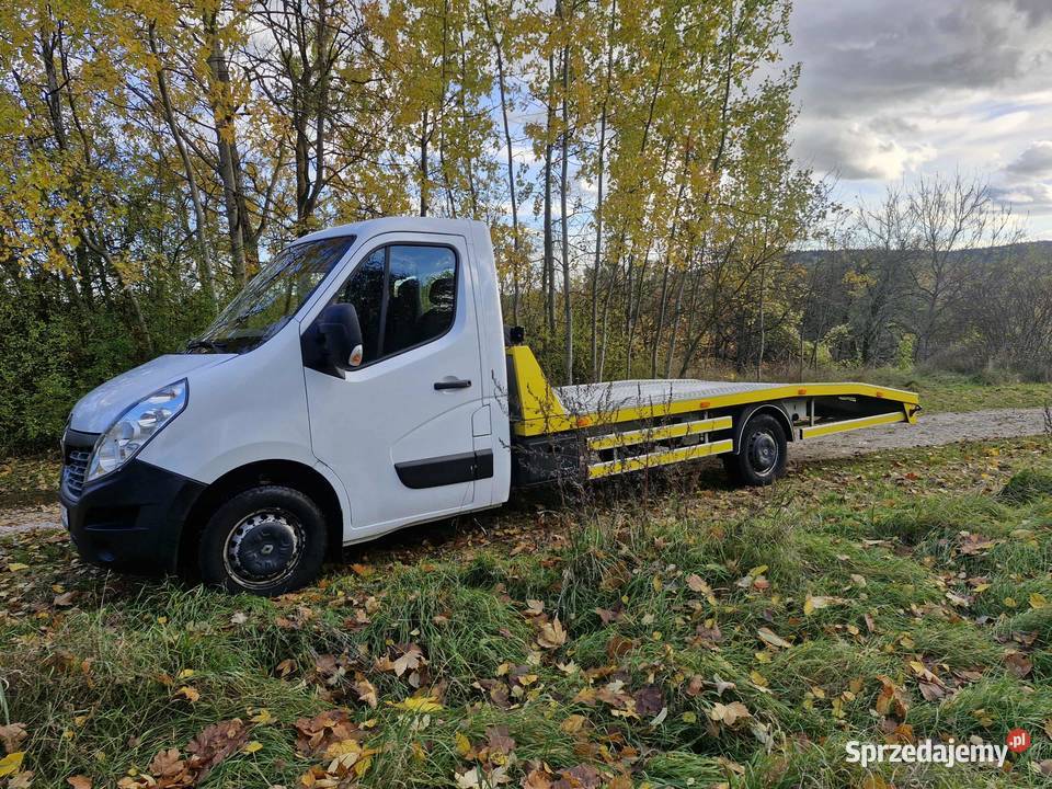 Renault Master autolaweta Bezwypadkowy nieuszkodzony Kielce
