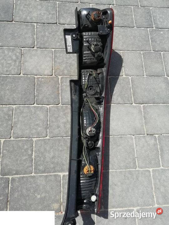 HONDA CRV 2005 LIFT LAMPA PRAWY TYŁ Kozubszczyzna