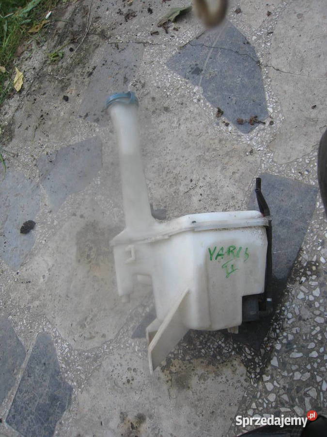 Zbiornik płynu spryskiwaczy pompka Toyota Yaris Kraków sprzedam