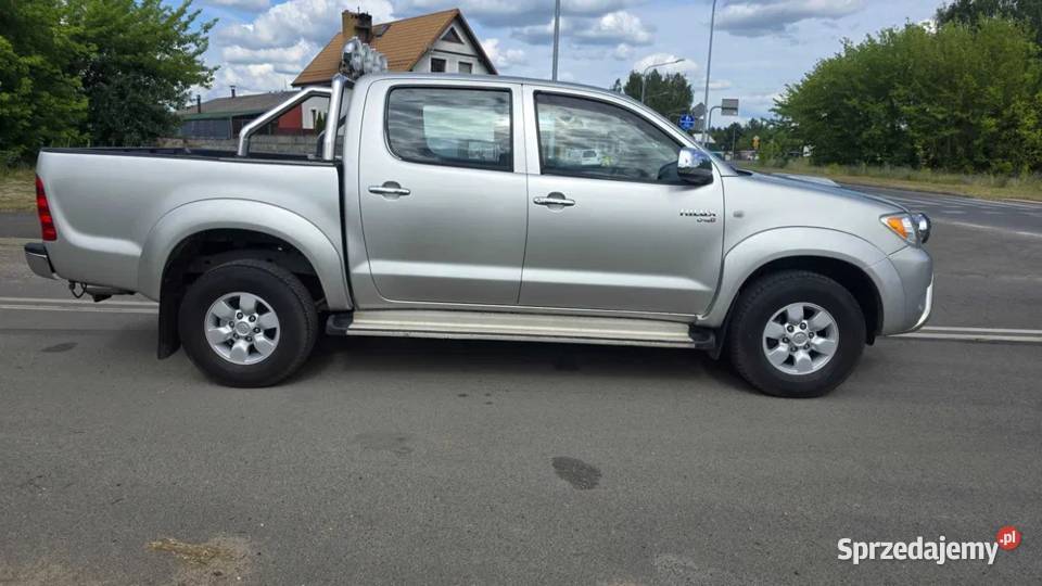 Toyota Hilux 25 D4D 120 oryginalny przebieg 2 2494cm3 kujawsko-pomorskie Golub-Dobrzyń