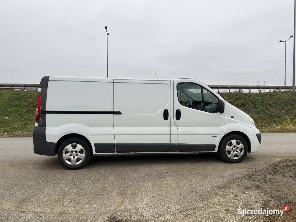 Opel Vivaro L2H1 20 Tdci 115 stan b mazowieckie