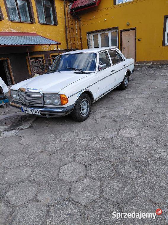 Mercedes 123 Ciechanowiec