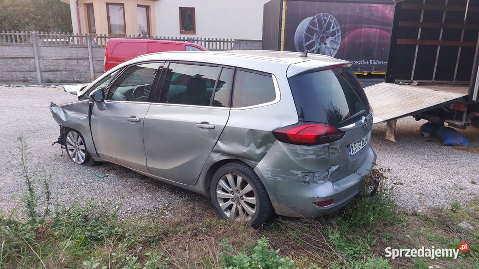 Opel zafira 7osob navi uszkodzony