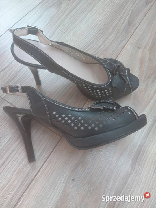 Buty na obcasie Bełżyce
