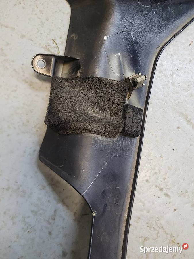 Honda VFR 1200F 2012 pług lewy bok wypełnienie Nowy Tomyśl